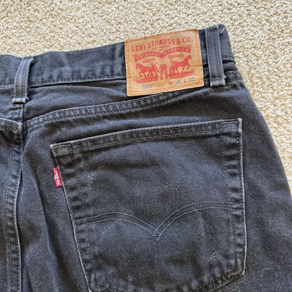 Levi's 505 Jeans Mens 36x32 Black Dark Wash Regular Straight Denim 5 Pocket